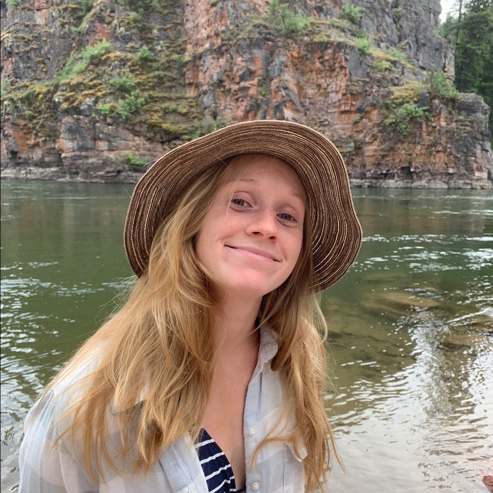 Meet your Posher, Jessica